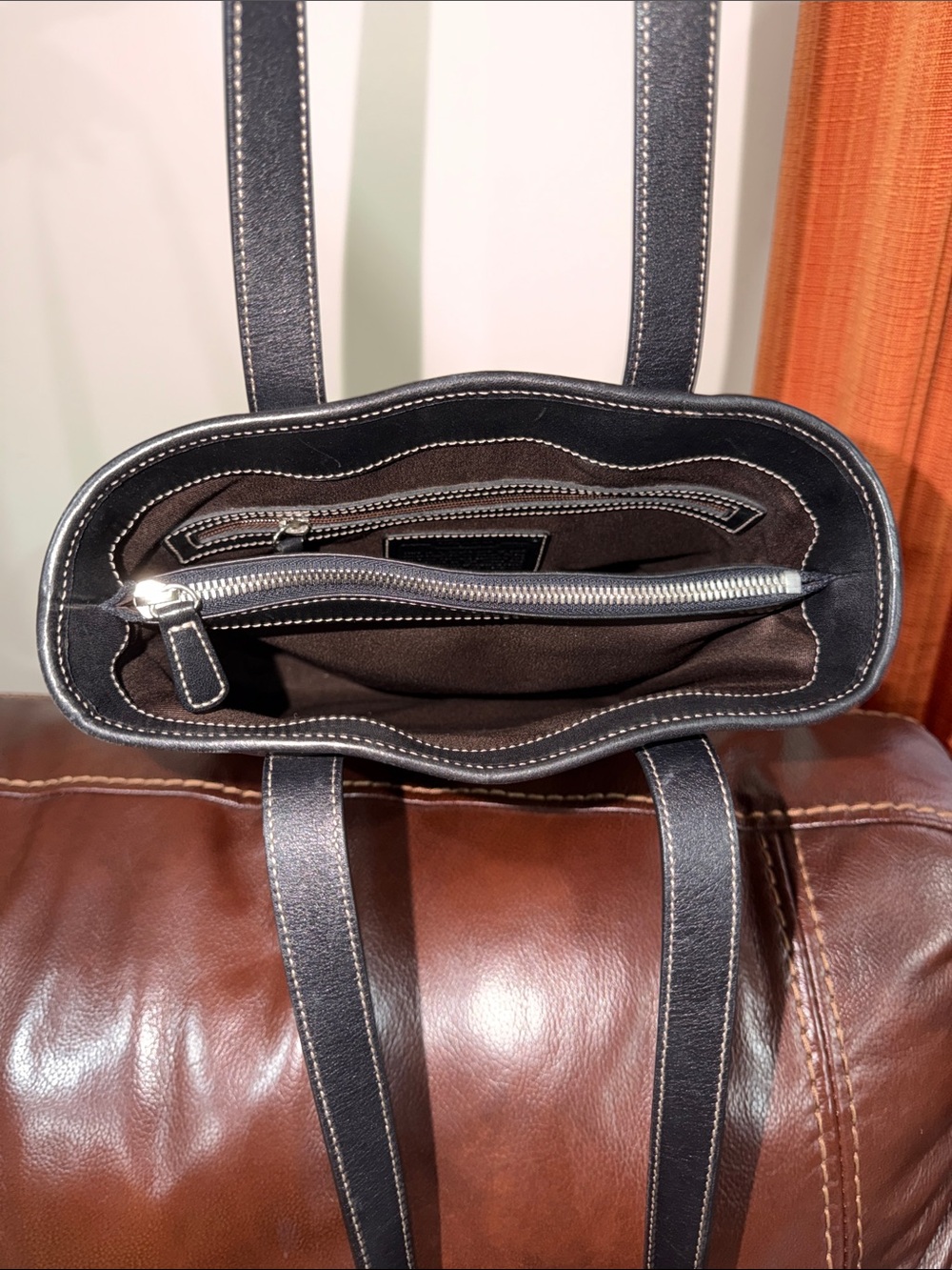 ‼️Vintage Coach Black Leather Hampton Tote Shoulder Bag - Picture 11 of 14